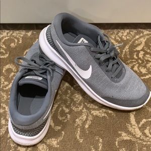 Nike woman’s sneakers